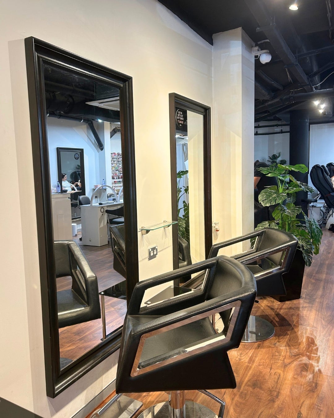 Chair for rent in North Sydney, Sydney